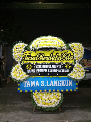 Papan Bunga Duka di Singkep Selatan
